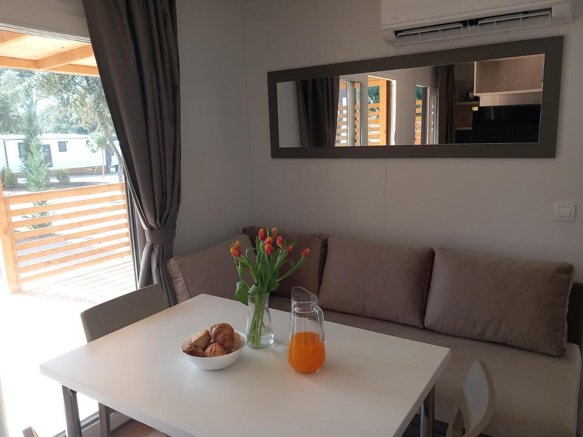 Mobile Home Anamari Biograd Na Moru Exterior foto